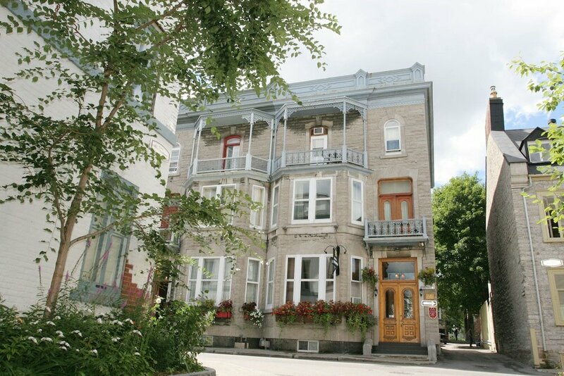 Гостиница Hotel Ermitage в Квебеке