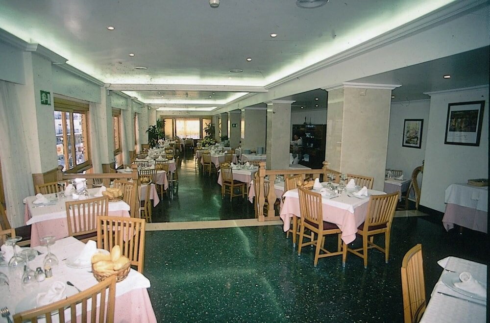 Фото Hotel Tanit