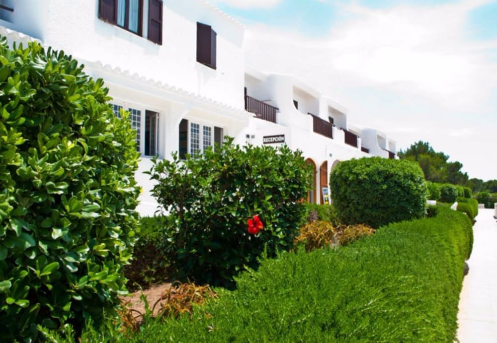 Фото Apartamentos Sa Cala