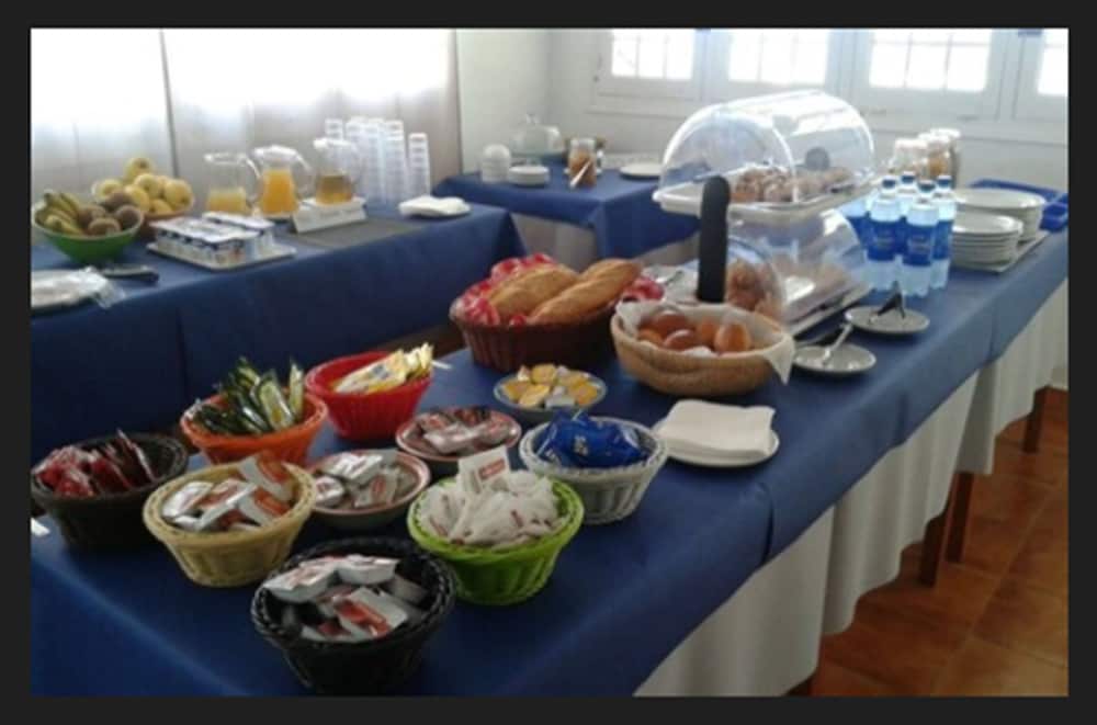 Фото Apartamentos Sa Cala