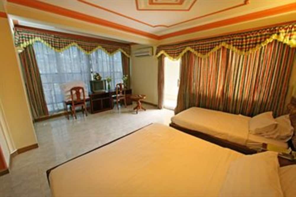 Фото Lucky Star 2 Hotel