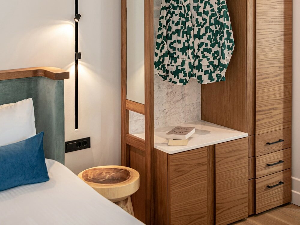 Фото Avra City Boutique Hotel