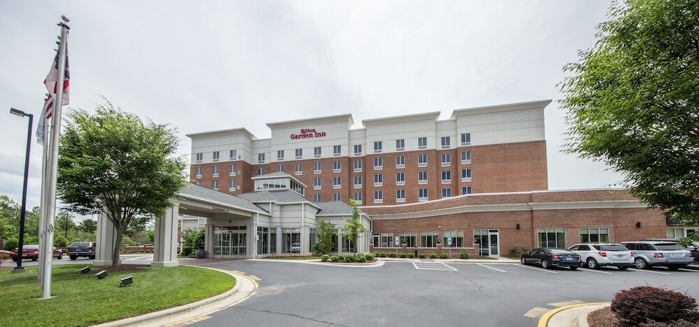 Фото Hilton Garden Inn Raleigh-Cary