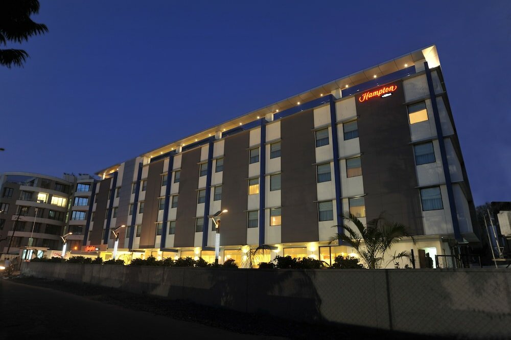 Фото Hampton by Hilton Vadodara-Alkapuri