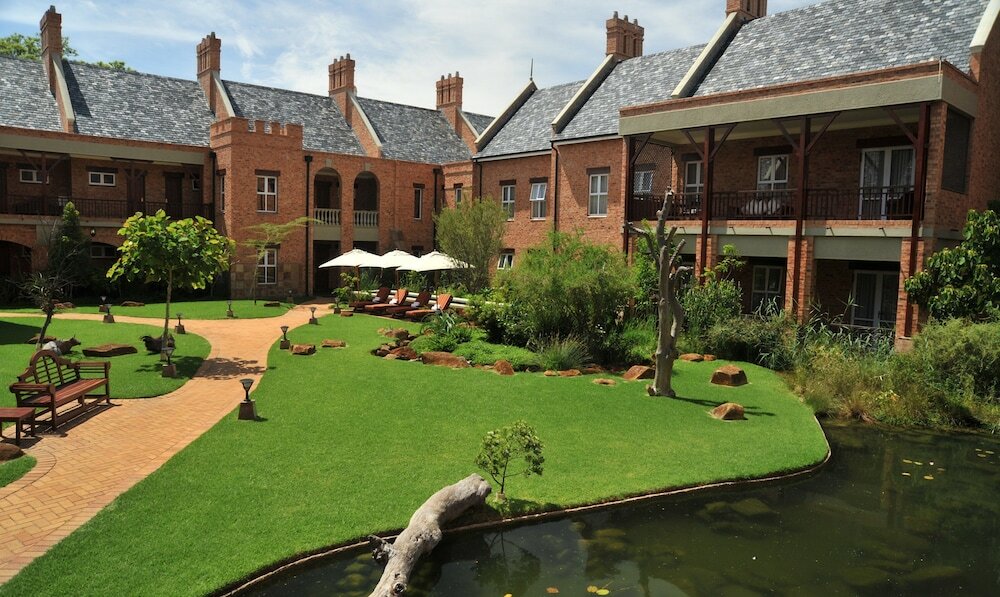 Фото отеля 2