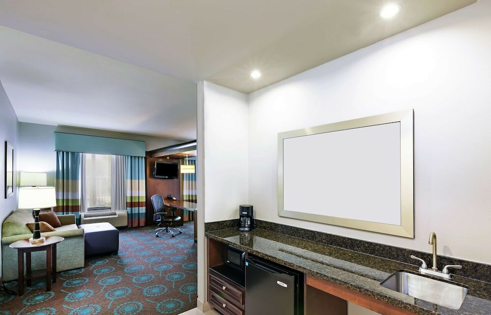 Фото Hampton Inn & Suites Shreveport/Bossier City Airline Dr, La