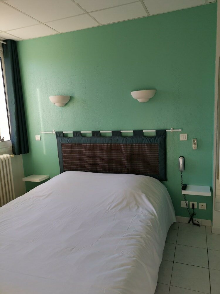 Фото Le Carry Hôtel