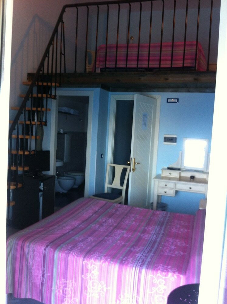 Фото Hotel Villa Iulia