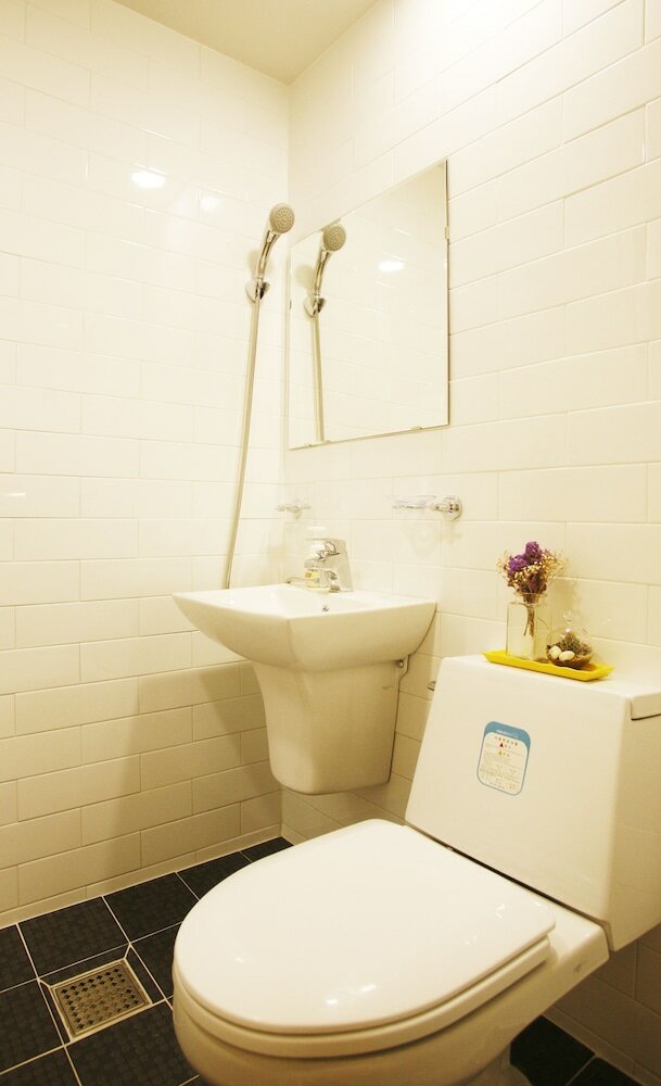 Фото Lee & No Guesthouse