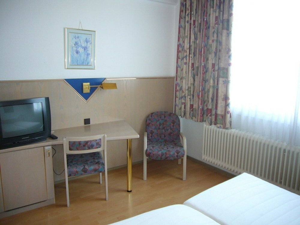 Фото Hotel Altbacher Hof