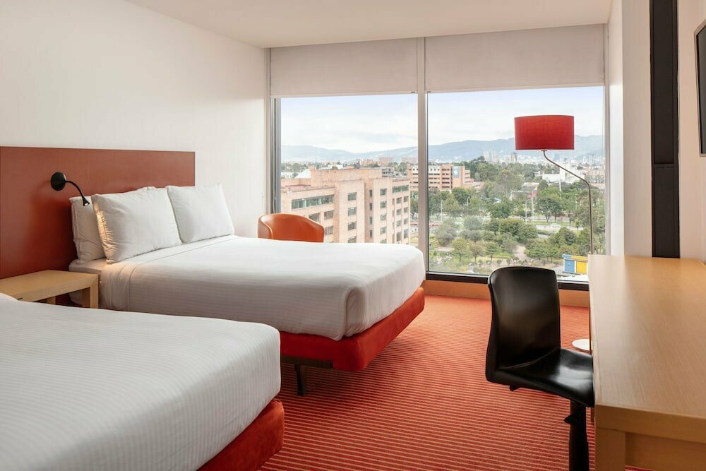 Hotel Fairfield by Marriott Bogota Embajada, Bogota, photo
