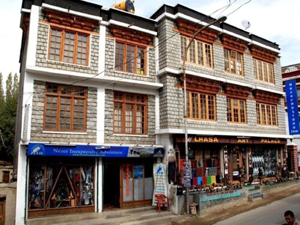 Фото Tih Hotel Nezer Holiday Inn