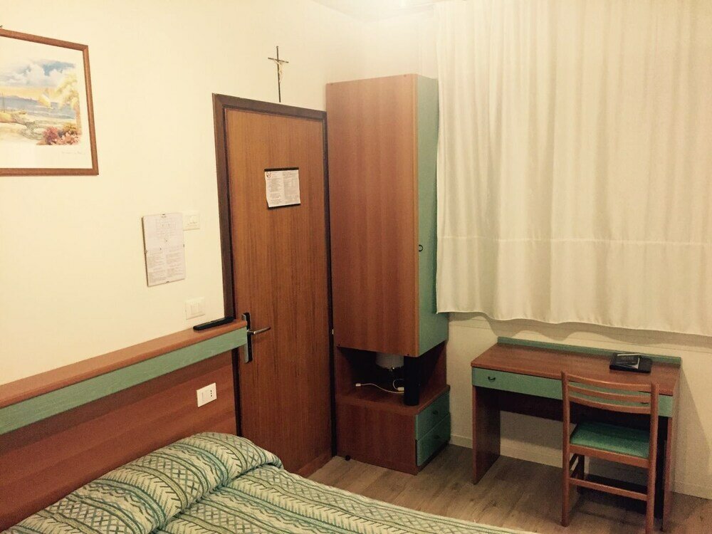 Фото Hotel Derby