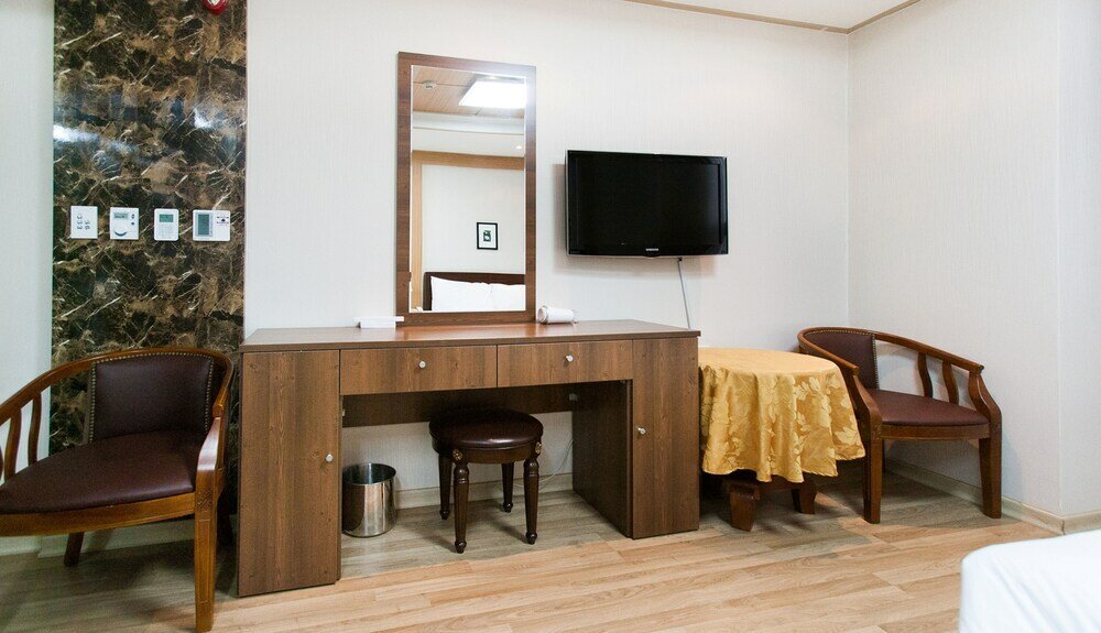 Фото The Hotel Yeong Jong