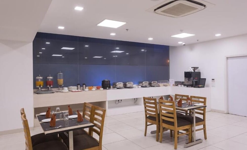 Фото Ginger Chennai Vadapalani