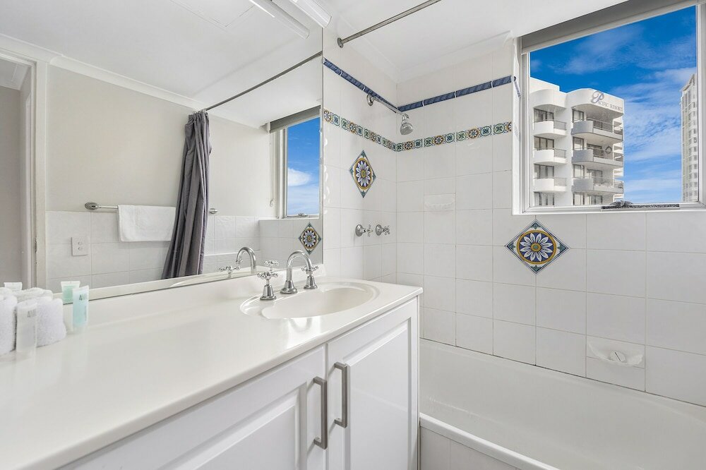 Фото Sandpiper Apartments