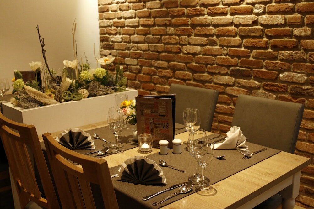 Фото Hotel Märkischer Hof