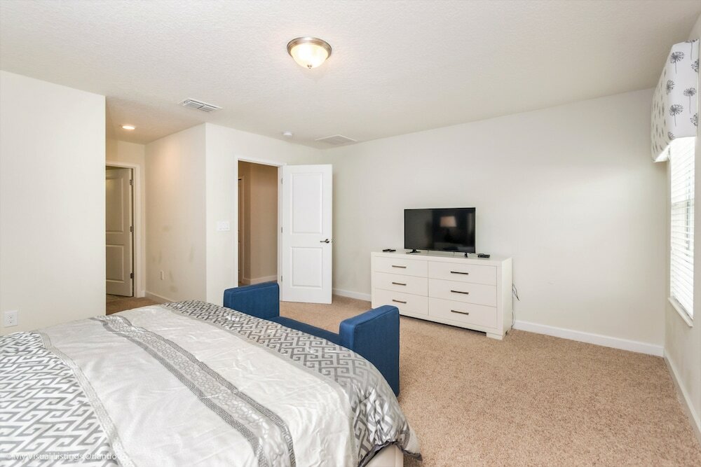 Фото 6 Bed 5 Bath Villa with Games, Pool & SPA