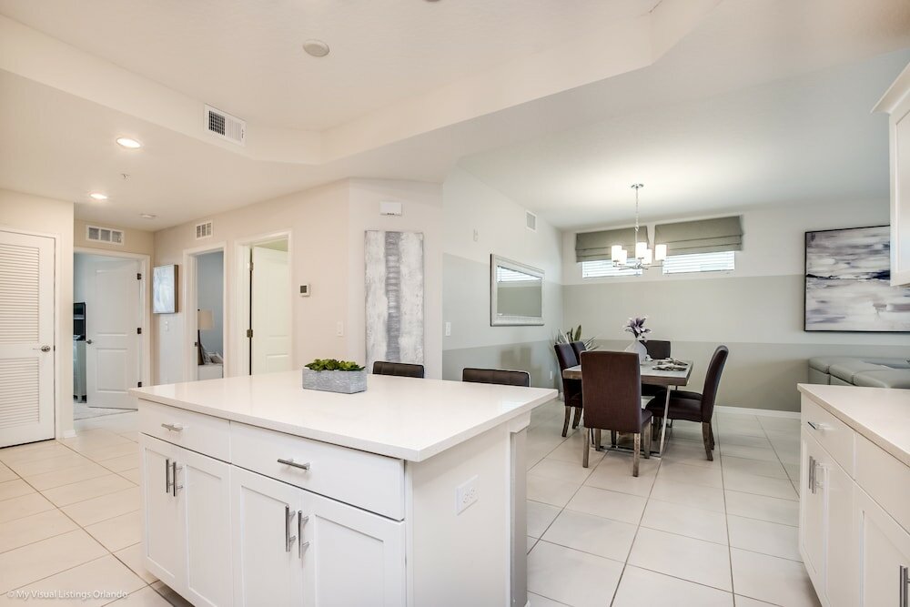 Фото Beautiful 3 Bdrm 2 Bath Condo