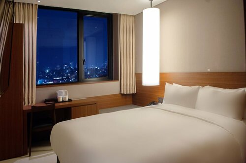 Гостиница Top Cloud Hotel Cheonan в Чхонане