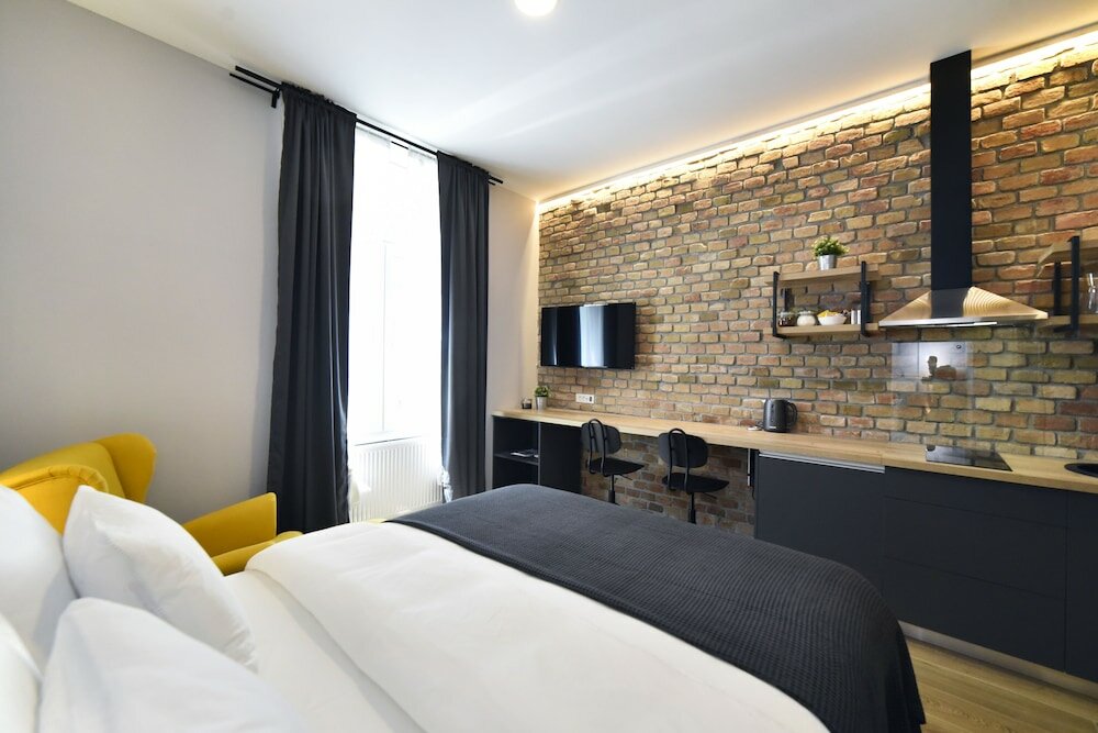 Фото Imperial Apartments