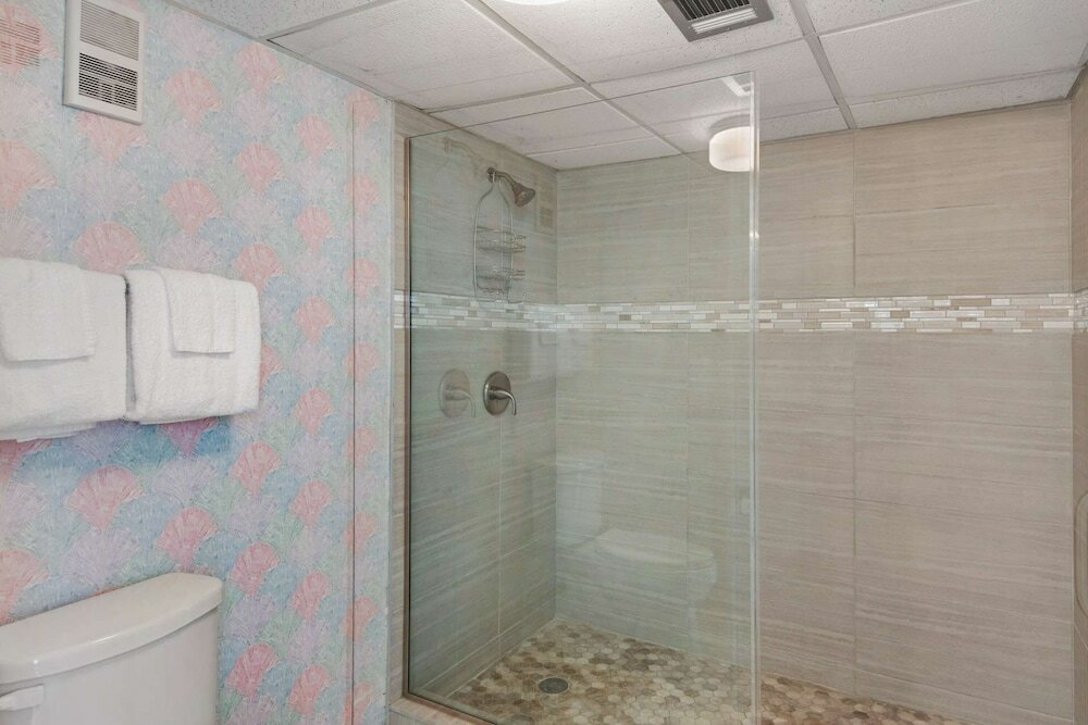 Фото Edgewater Beach Resort Tower 3- 811