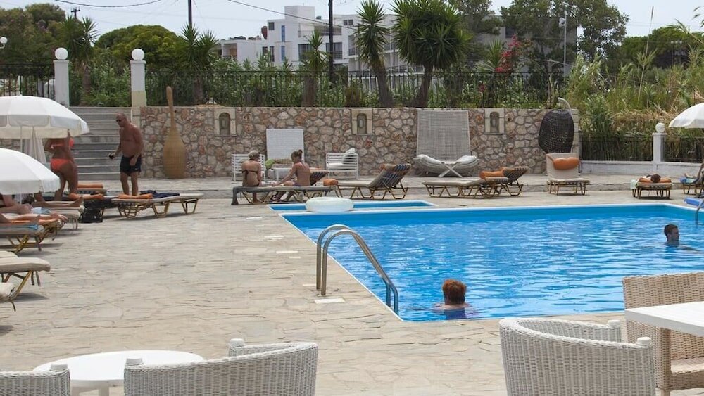 Фото Blue Horizon Hotel