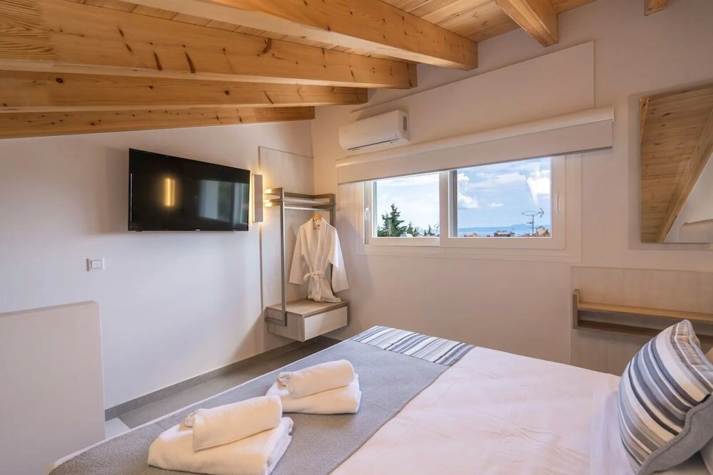 Фото Mirablue Luxury Residences