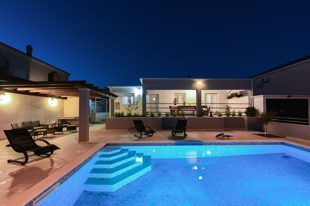 Фото Villa Sea Pearl