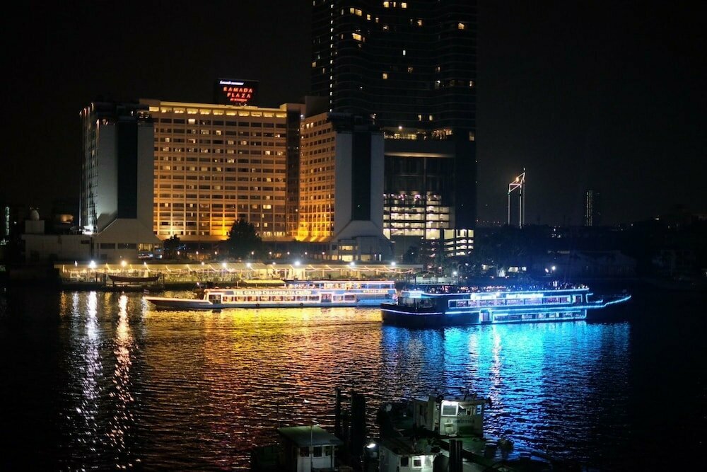 Hotel Kowtha Rivertel, Bangkok, photo