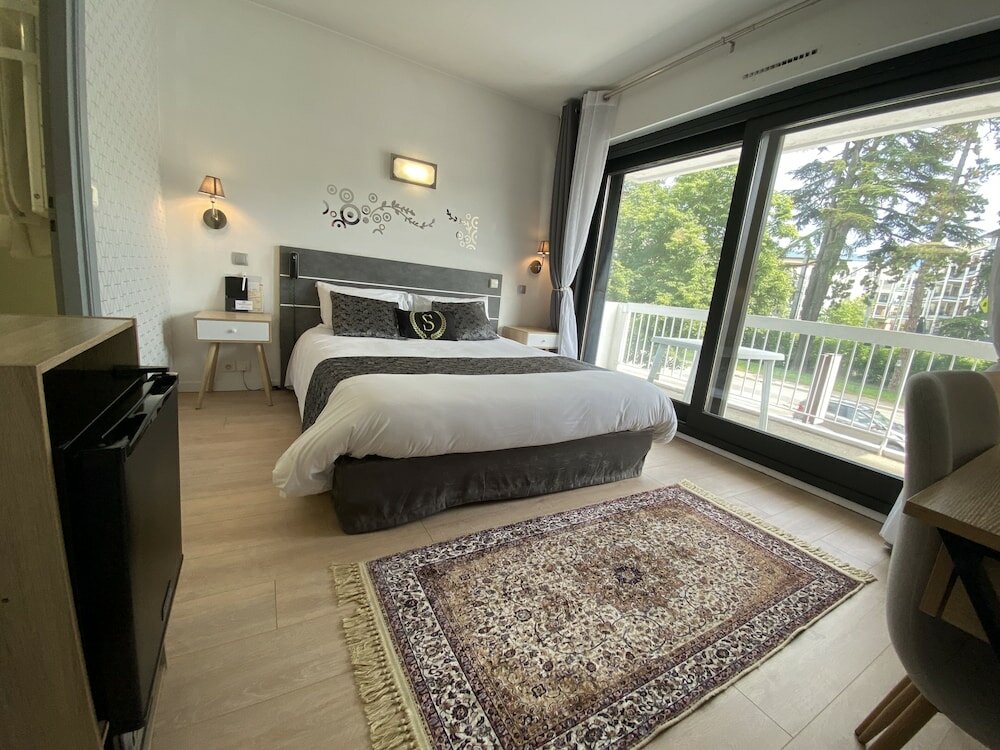 Фото Savoie Hôtel