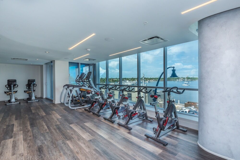 Фото Ch Luxury Condos & Studios On The Beach