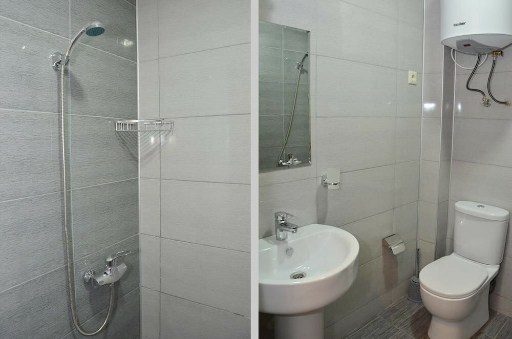 Фото Hotel Crown