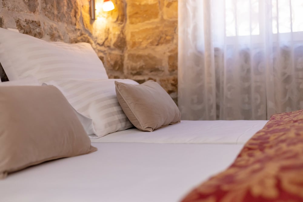 Фото Apartments Vauquer