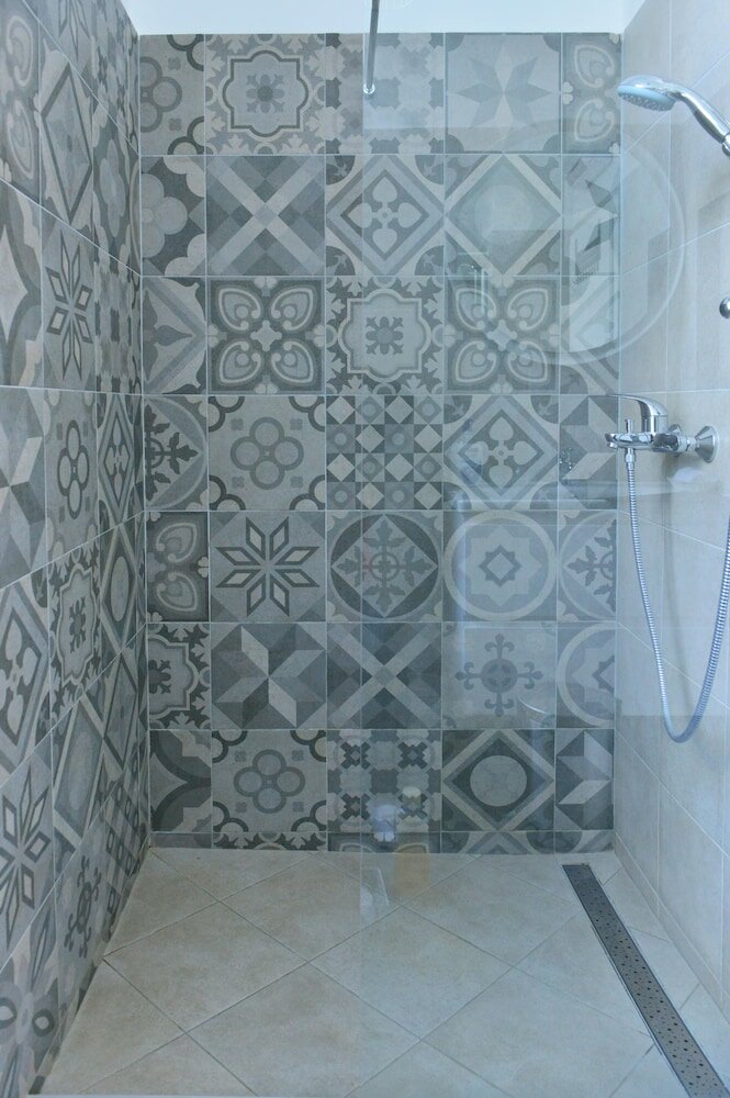 Фото En-suite Rose on Rokova Street