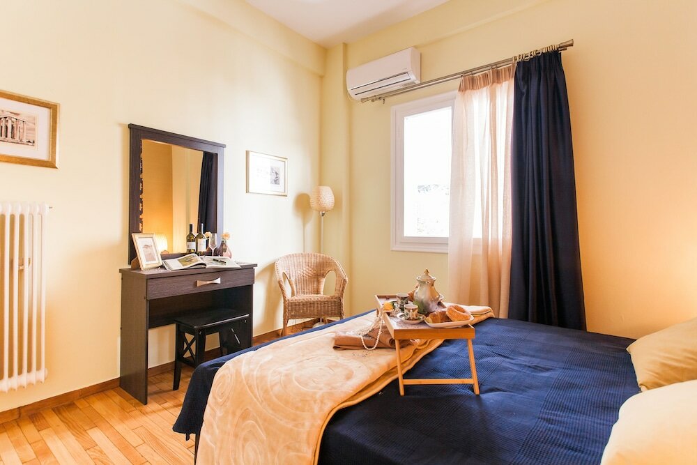 Фото Central Quiet Safe Apartment