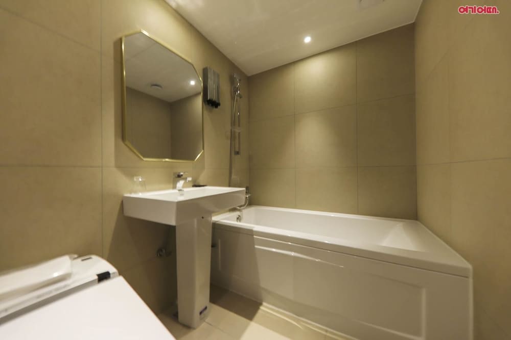 Фото Rainbow Hotel