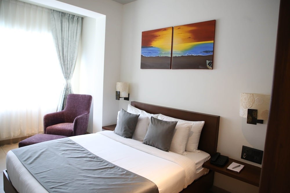 Фото Silver Shell Hotel