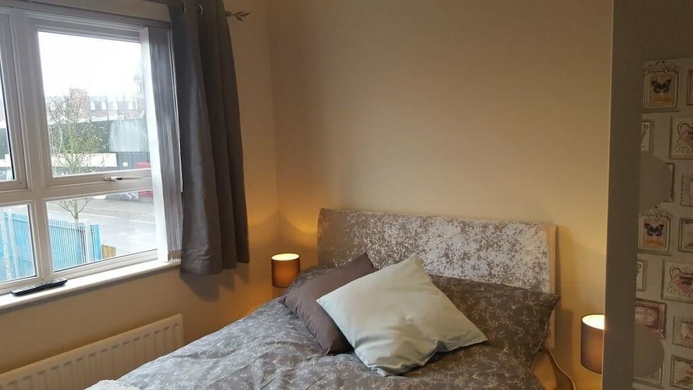 Фото Lawnbrook Town Guest House