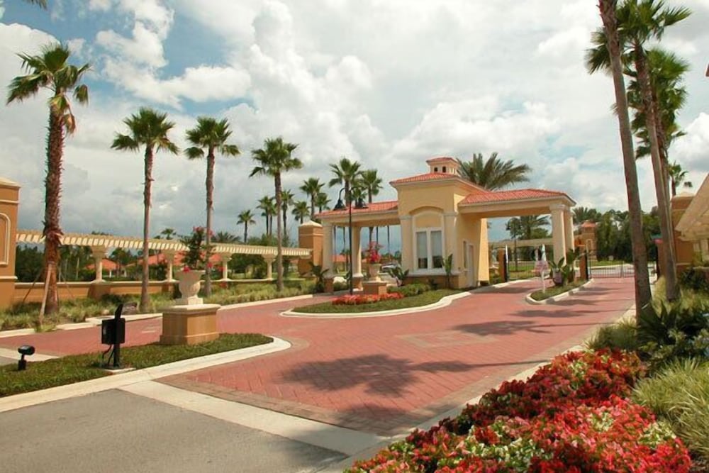 Фото Ov650 - Emerald Island - 6 Bed 5.5 Baths Villa