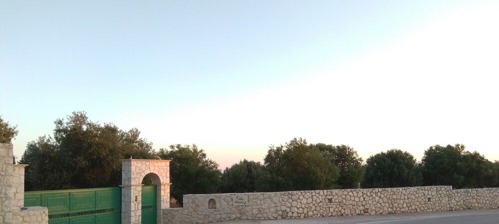 Фото Villa Elaionas 1