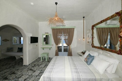 Гостиница Starlight Luxury Seaside Villa & Suites