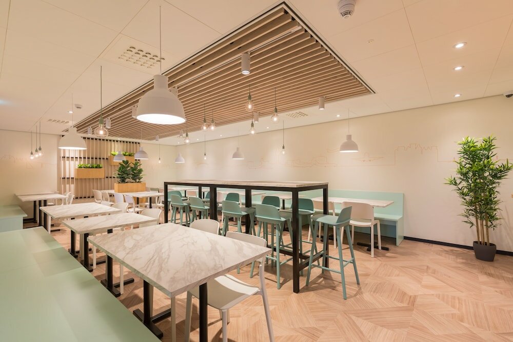 Фото Maxhotel Amsterdam Airport Schiphol