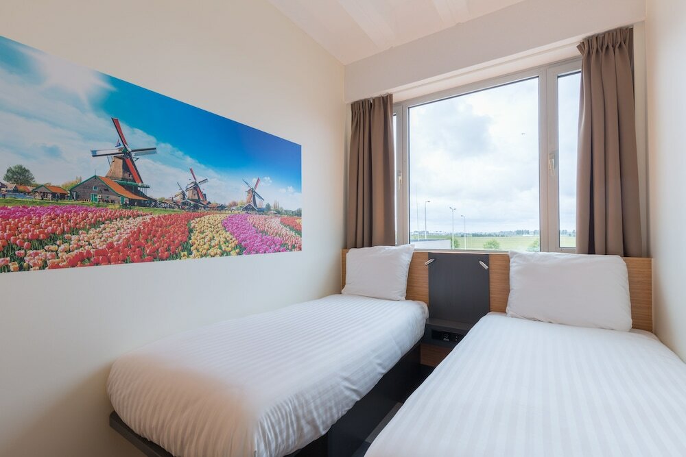 Фото Maxhotel Amsterdam Airport Schiphol