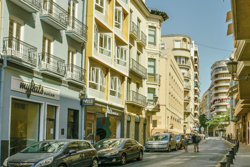 Фото MyFlats Luxury Downtown