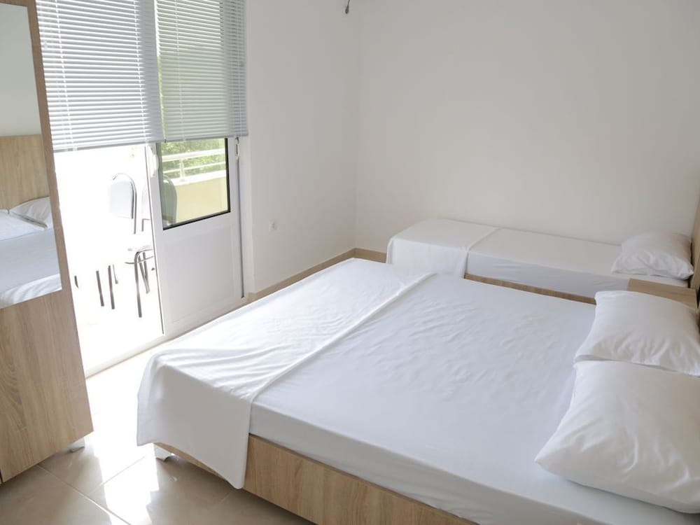 Фото Mimi Lux Apartments