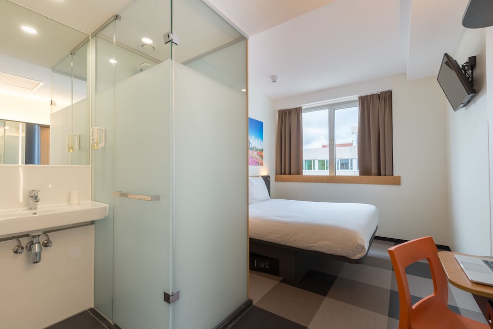 Фото Maxhotel Amsterdam Airport Schiphol