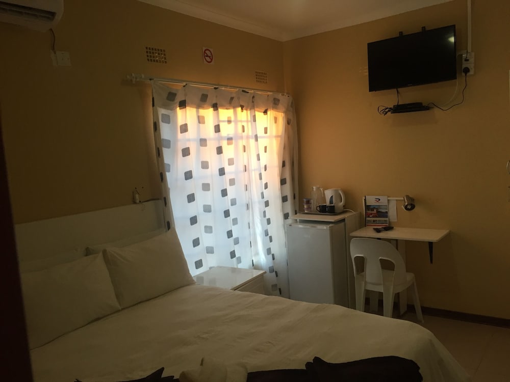 Фото Rosey Rest Inn