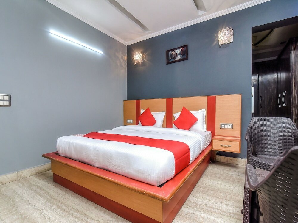 Фото Oyo 18254 Glorious Stayz