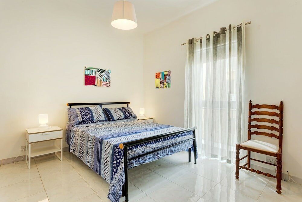 Фото Seafront Apartment in Sliema wt Breathtaking Views